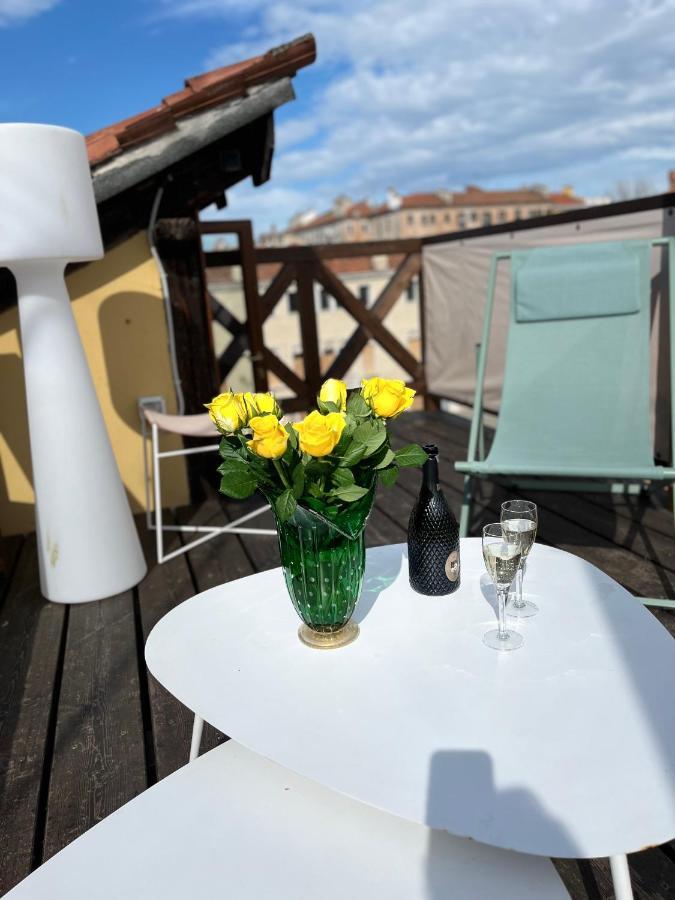 Apartamento Casa Virginia Direct At The Canal Cannaregio With Own Roof Terrace Venecia