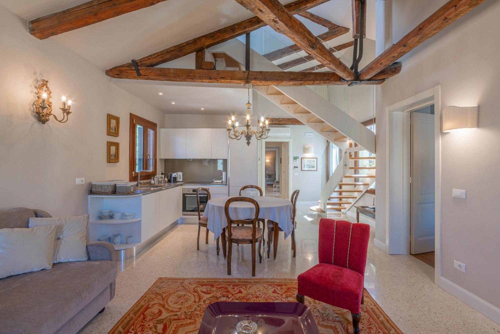 Casa Virginia Direct At The Canal Cannaregio With Own Roof Terrace Apartamento Venecia