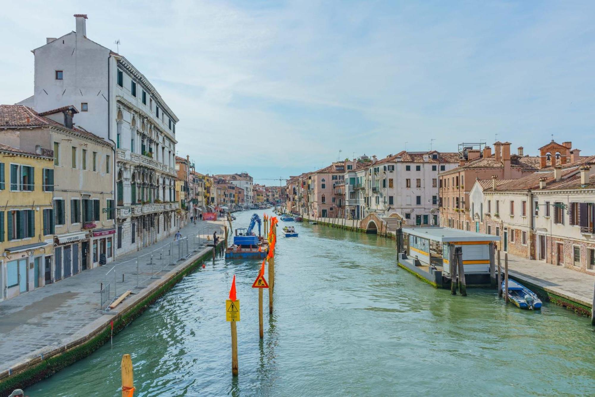 Casa Virginia Direct At The Canal Cannaregio With Own Roof Terrace Venecia