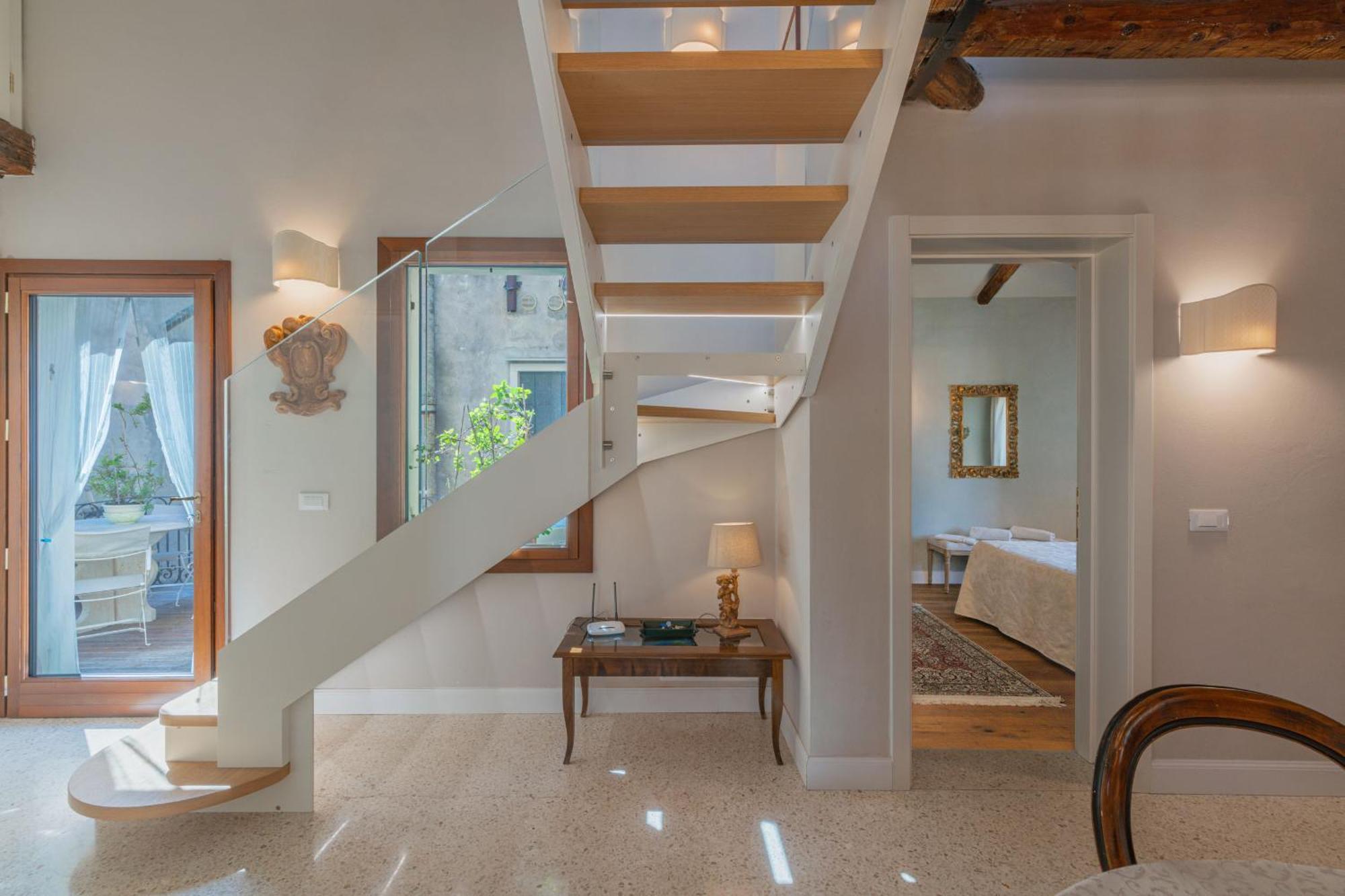 Casa Virginia Direct At The Canal Cannaregio With Own Roof Terrace Venecia